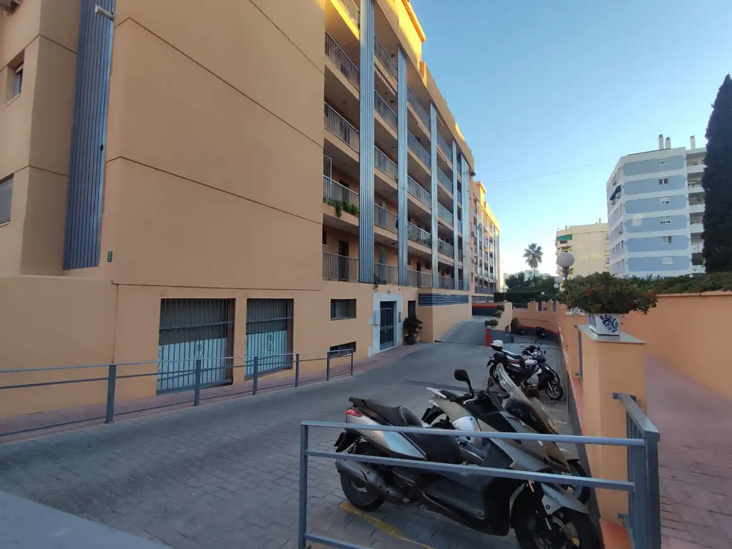 Piso con ascensor en venta en Calle Rodrigo de Triana 4, imagen 2