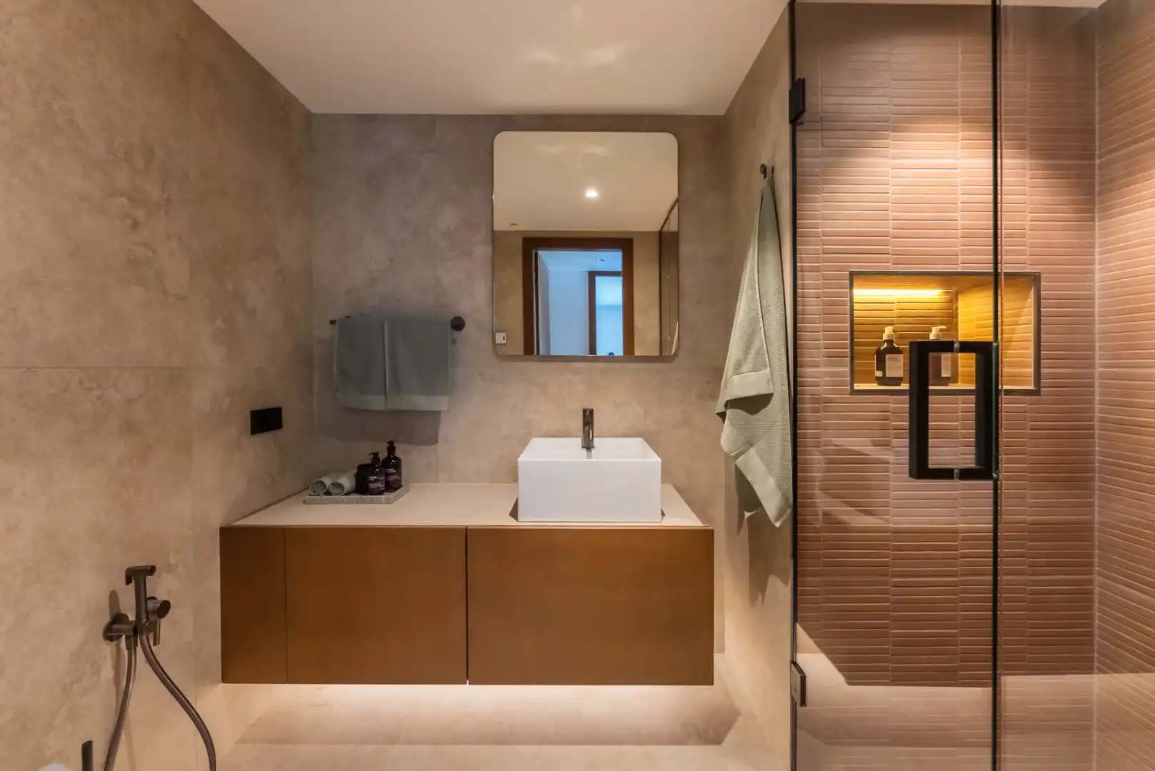 Baño de Casa o chalet en venta en Marbella con Aire acondicionado, Jardín privado y Terraza