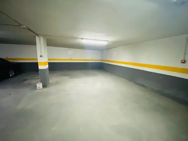 Parkplatz von Garage zur Miete in  Albacete Capital