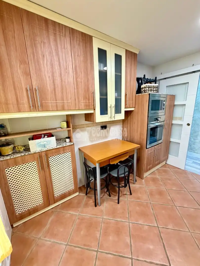 Kitchen of Flat for sale in Arganda del Rey  with Air Conditioner, Heating and Parquet flooring