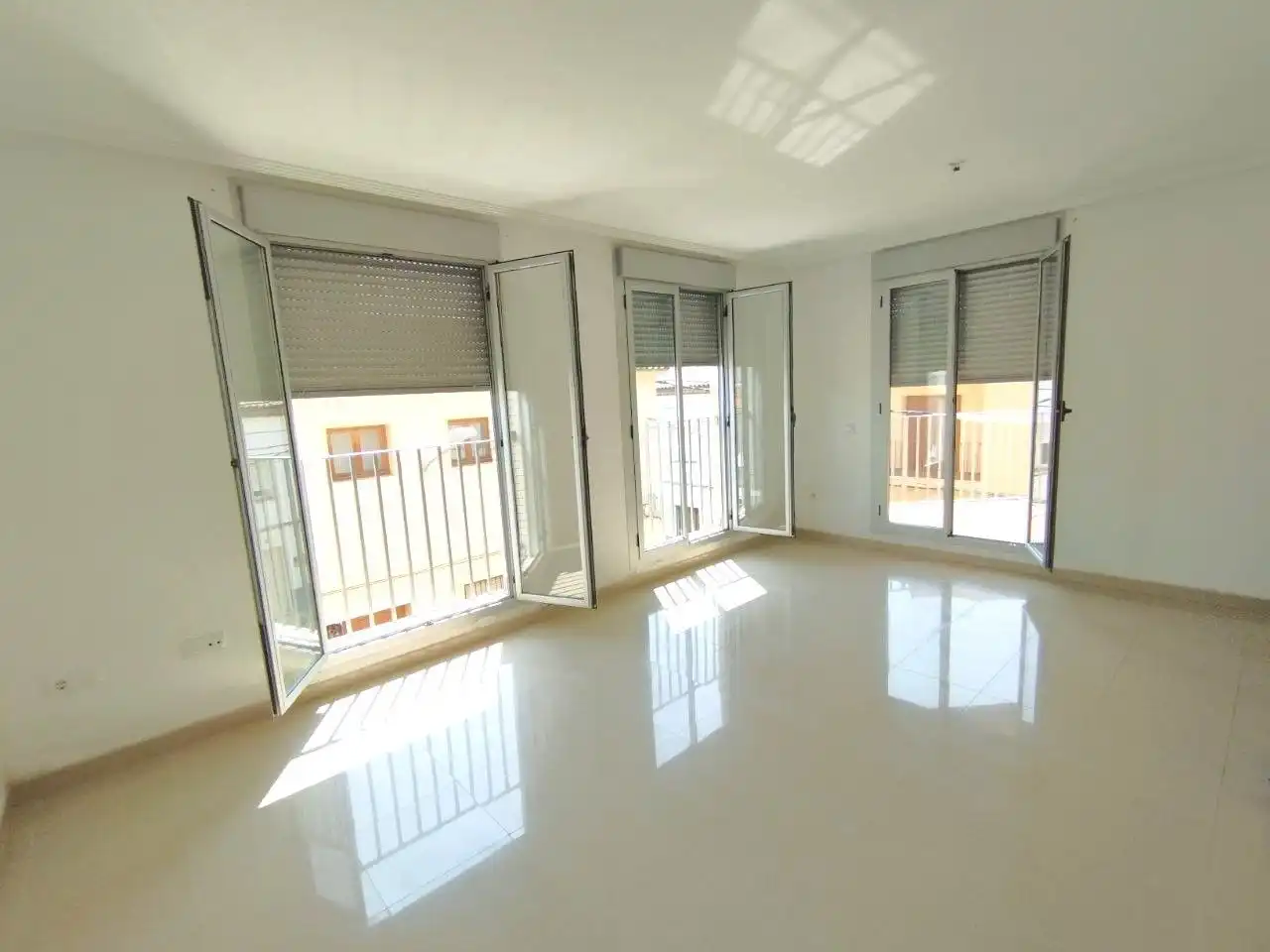 Flat with lift to rent in Benissa pueblo