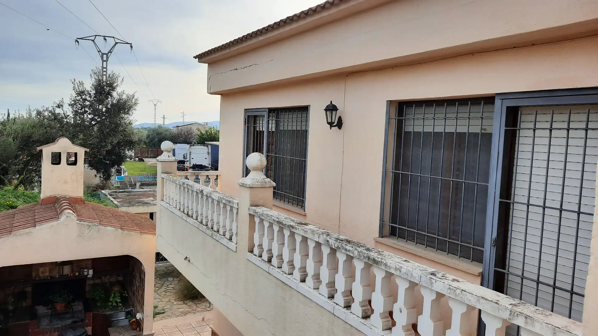 Vista exterior de Casa o xalet en venda en Vinaròs amb Calefacció, Jardí privat i Terrassa