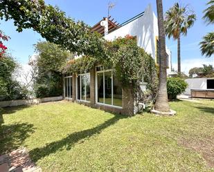 Garden of Single-family semi-detached for sale in Marbella  with Air Conditioner, Private garden and Parquet flooring