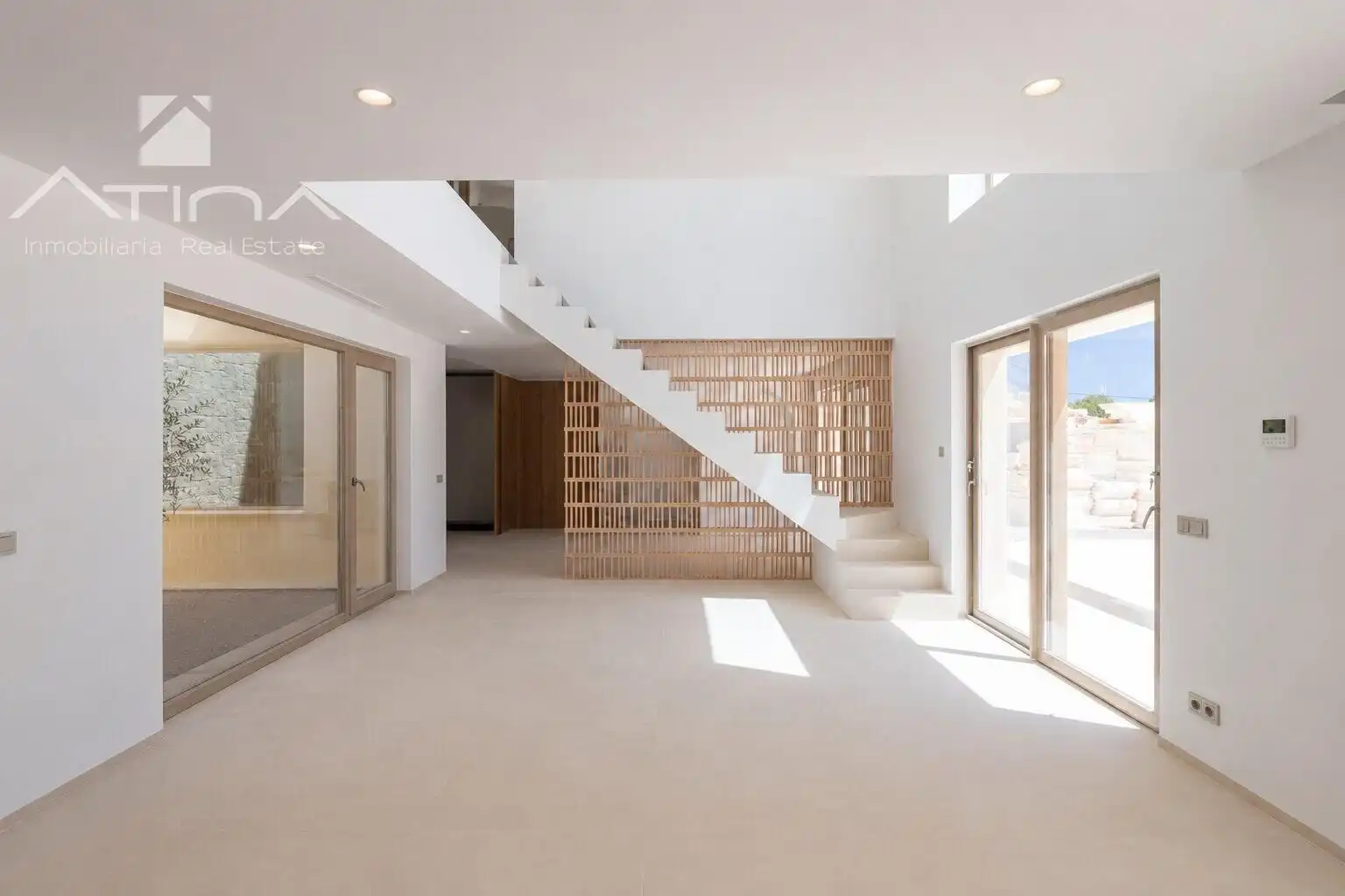 Houses for sale in Jávea / Xàbia  with Air Conditioner, Heating and Private garden
