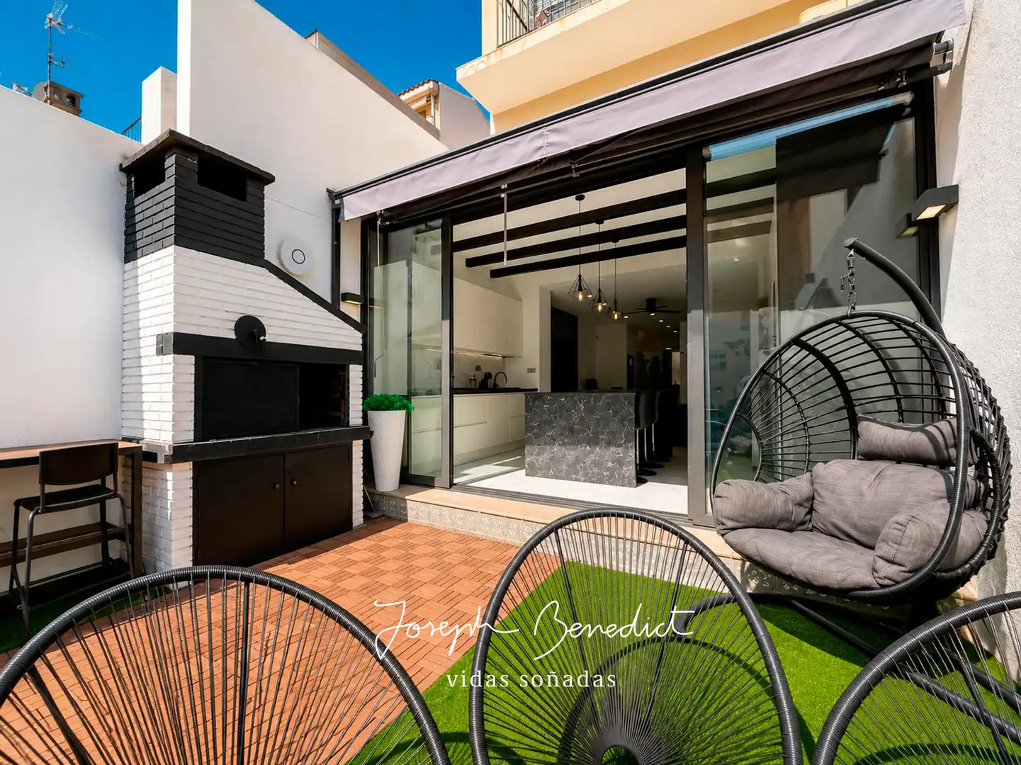 Terrassa de Planta baixa en venda en Sant Feliu de Llobregat amb Aire condicionat, Calefacció i Jardí privat