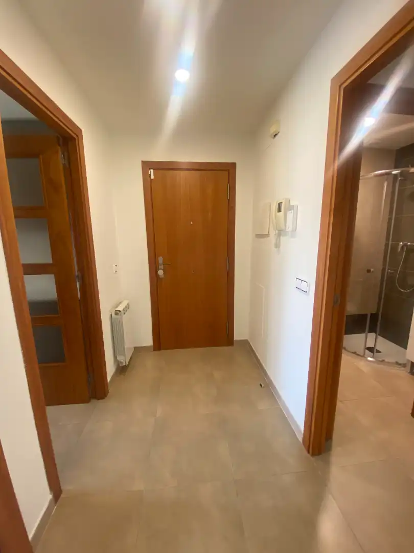 Wohnung zur Miete in Tordera mit Klimaanlage, Heizung und Ofen