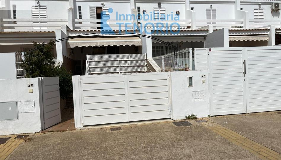 Foto 1 de Casa adosada en venta en Urbasur, Huelva