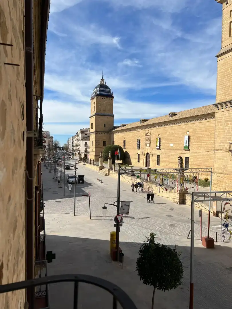 Vista exterior de Casa o chalet en venta en Úbeda con Terraza