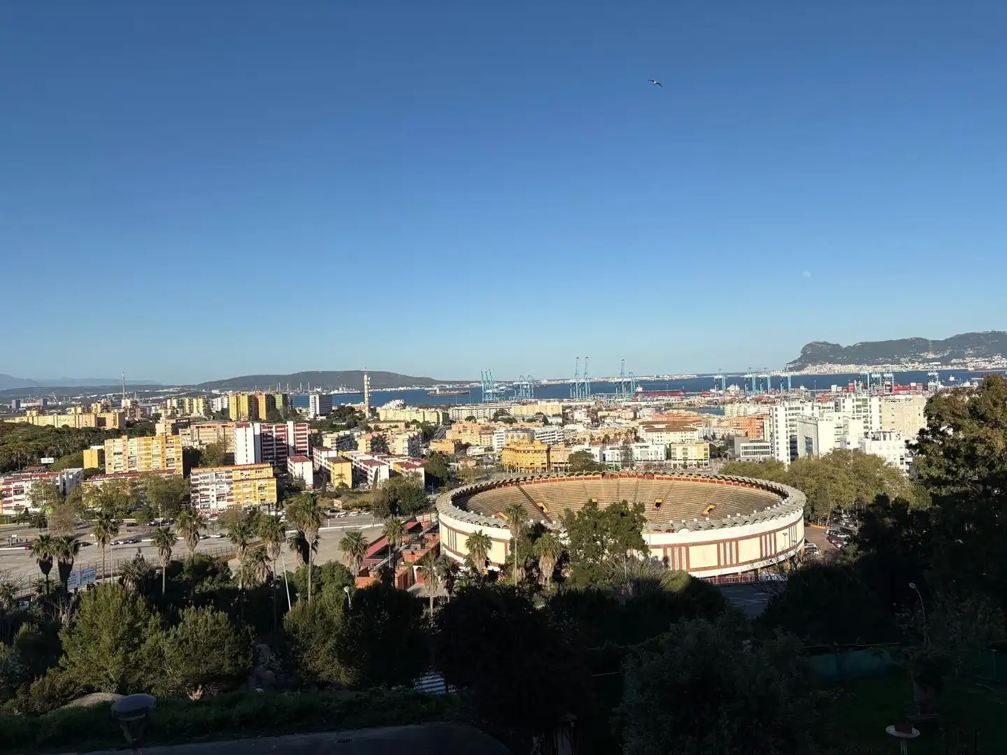 Exterior view of Flat for sale in Algeciras  with Air Conditioner and Heating