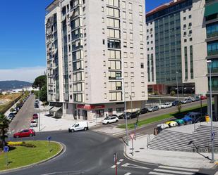 Vista exterior de Apartament de lloguer en Ourense Capital  amb Calefacció, Jardí privat i Parquet
