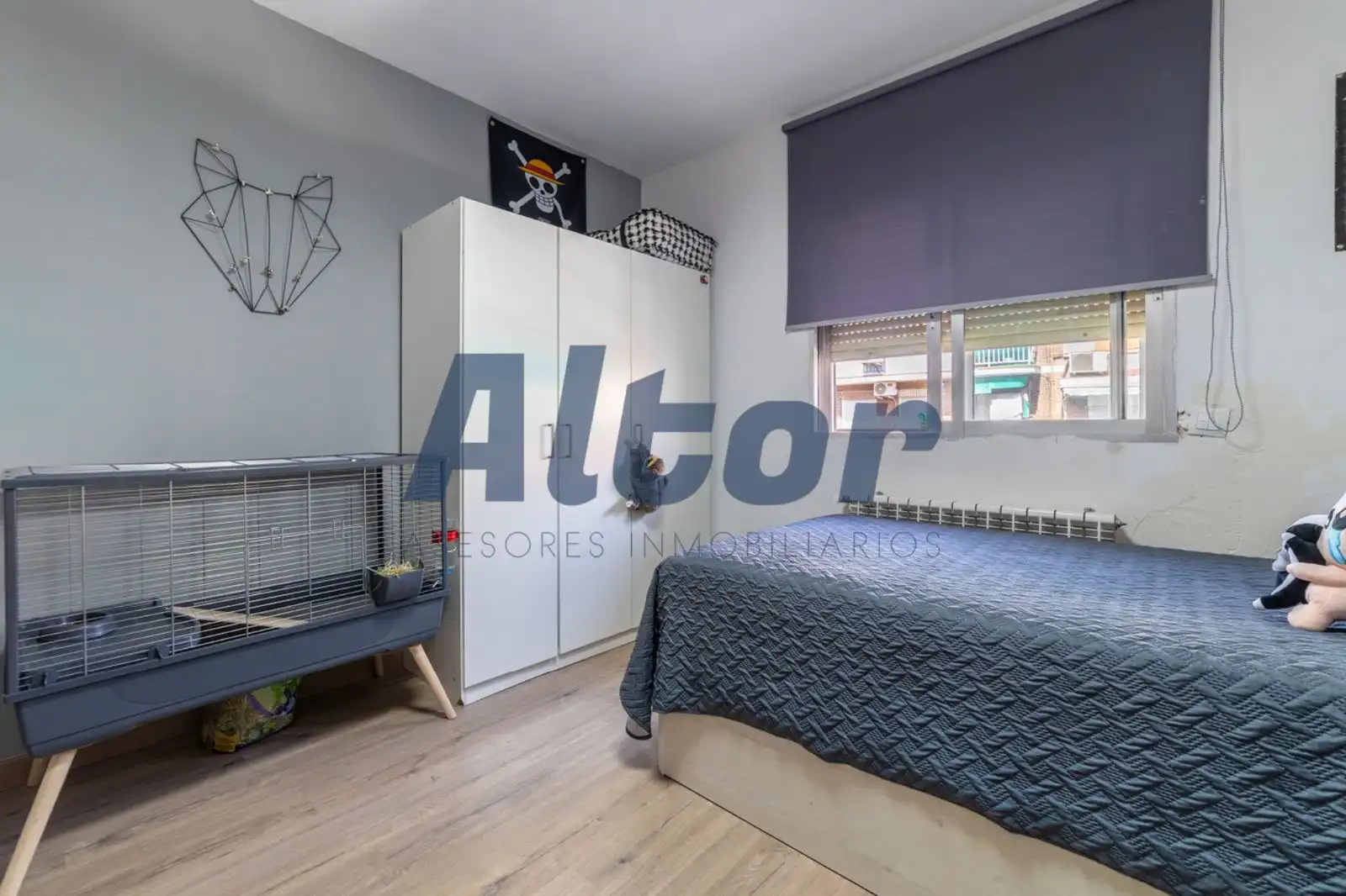 Schlafzimmer von Dachboden zum Verkauf in Madrid mit Klimaanlage, Heizung und Terrasse