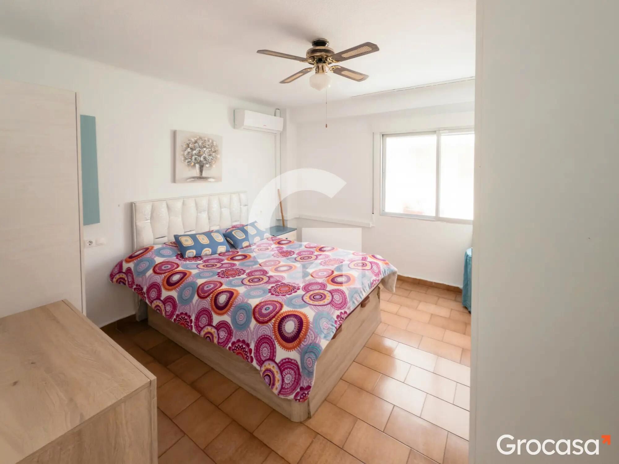 Habitación de Piso en venta en Vélez-Málaga con Aire acondicionado, Terraza y Horno