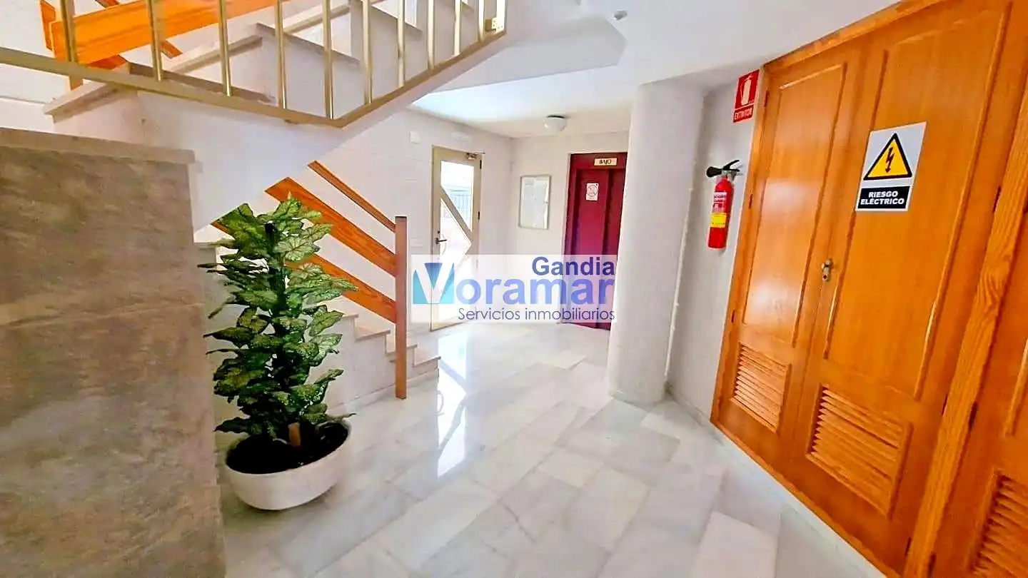 Apartament en venda en Gandia amb Aire condicionat, Jardí privat i Terrassa