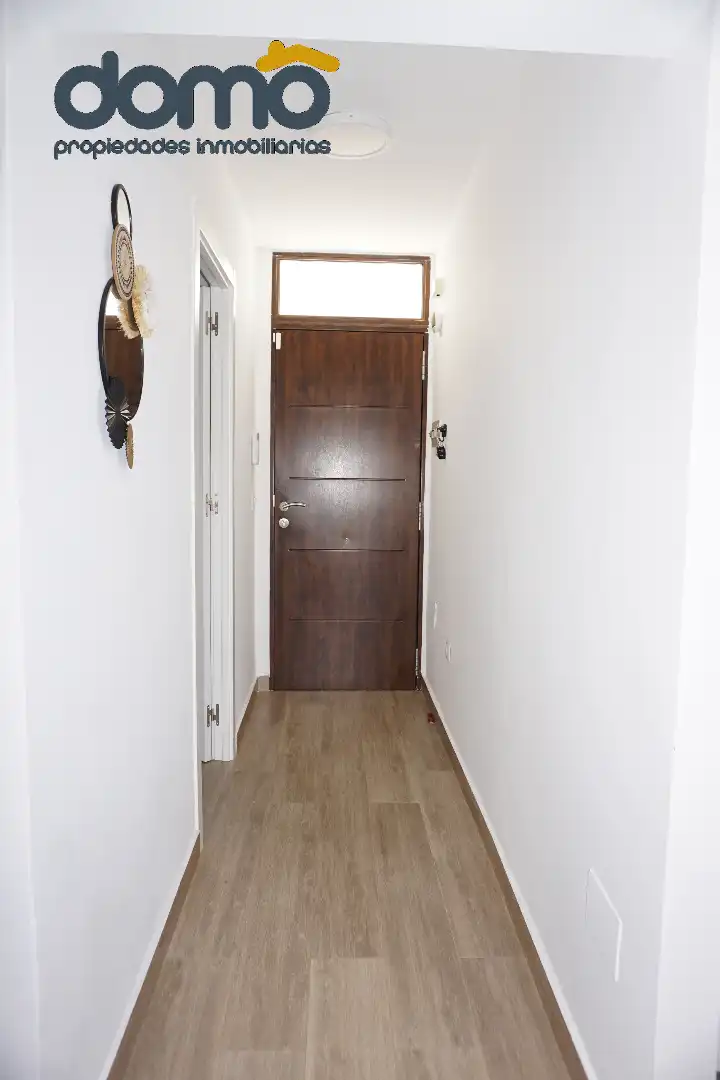 Piso en venta en Almería con Aire acondicionado, Terraza y Piscina comunitaria