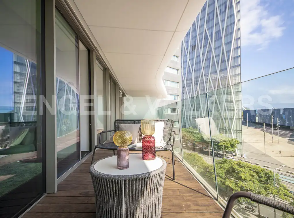 Terraza de Piso de alquiler en Barcelona con Aire acondicionado, Calefacción y Piscina