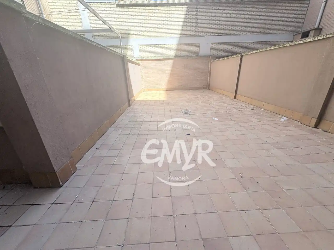 Terrasse von Wohnung zum Verkauf in Zamora Capital  mit Heizung, Parkett und Abstellraum