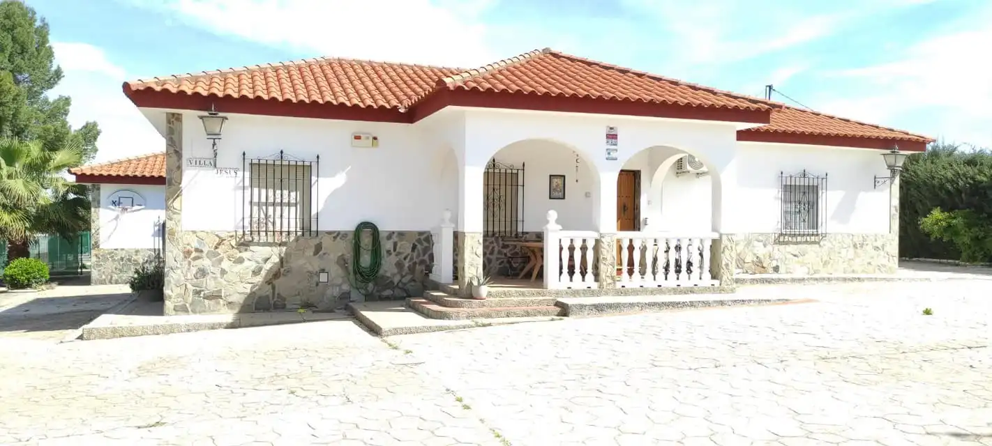 Villa in vendita a La Carlota, imagen 5