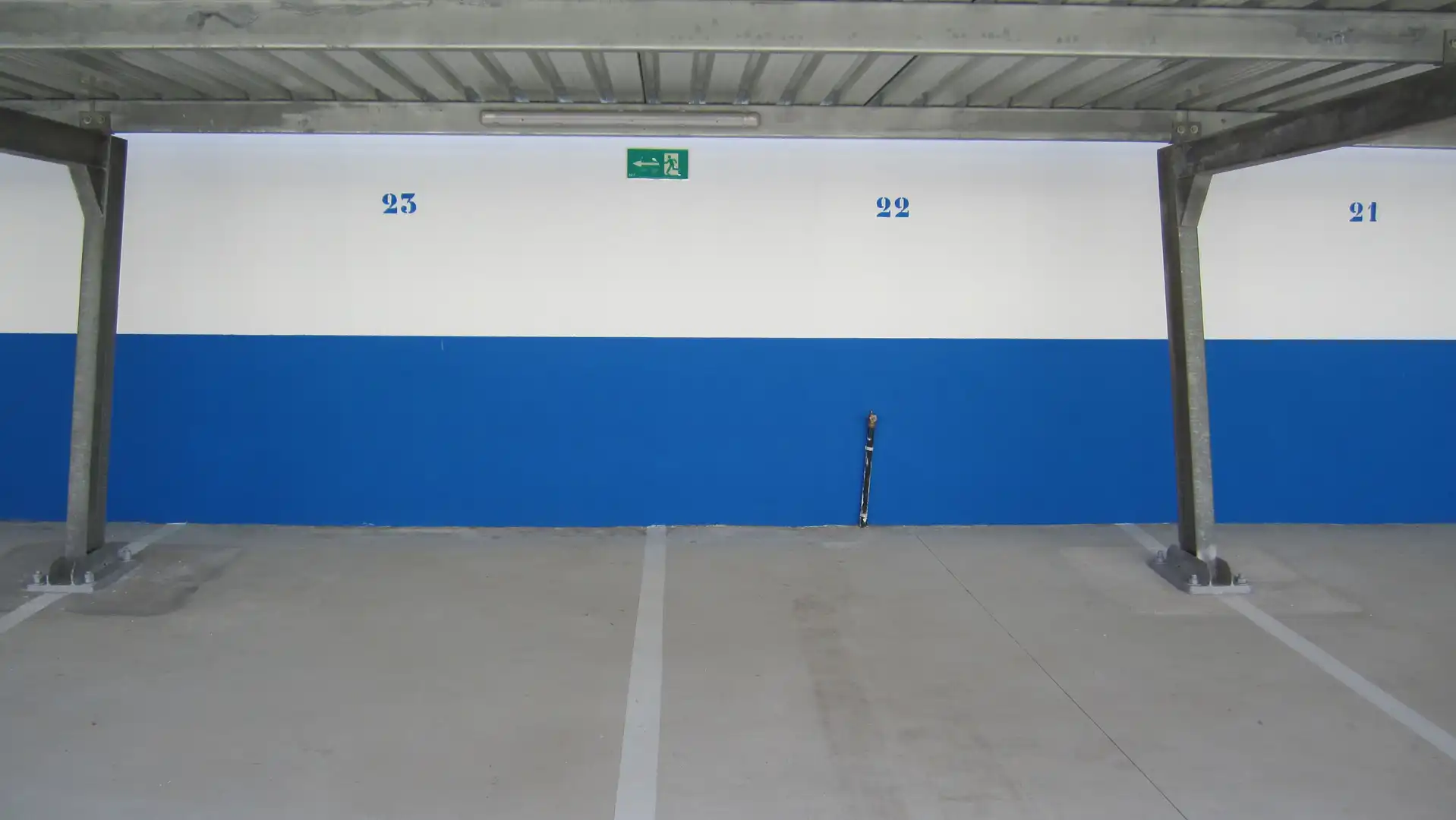 Garage zur Miete in Calle Jardines, 52, Santa Bárbara - Ciudad Deportiva