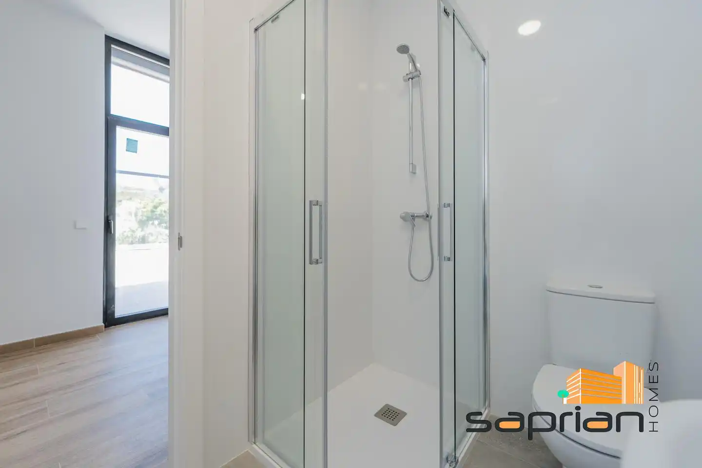 Baño de Piso en venta en Perales de Tajuña con Aire acondicionado, Calefacción y Terraza