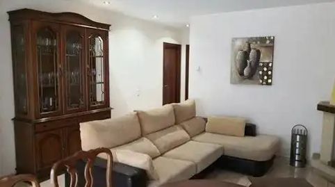 Foto 2 de Casa adosada en venda a Carrer del Riu, 22, Campdevànol, Girona