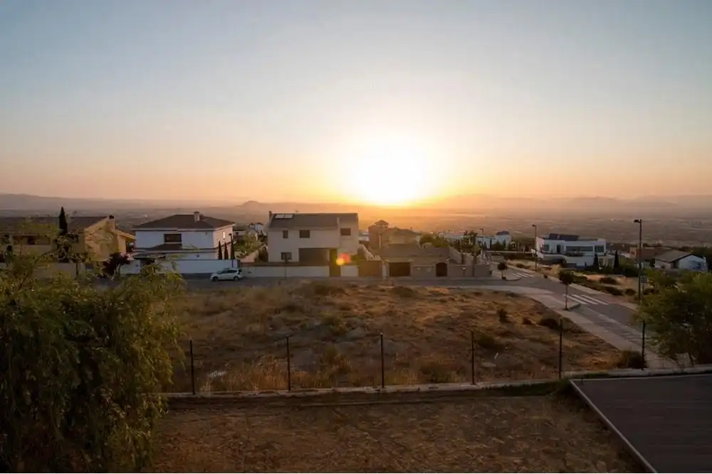 Casa o chalet de alquiler en Calle Charinas, 8, Altos de la Zubia