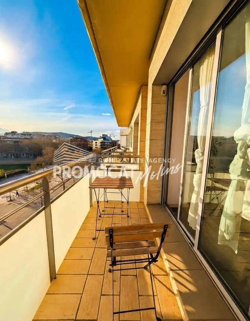 Terraza de Ático en venta en Molins de Rei con Aire acondicionado, Parquet y Terraza
