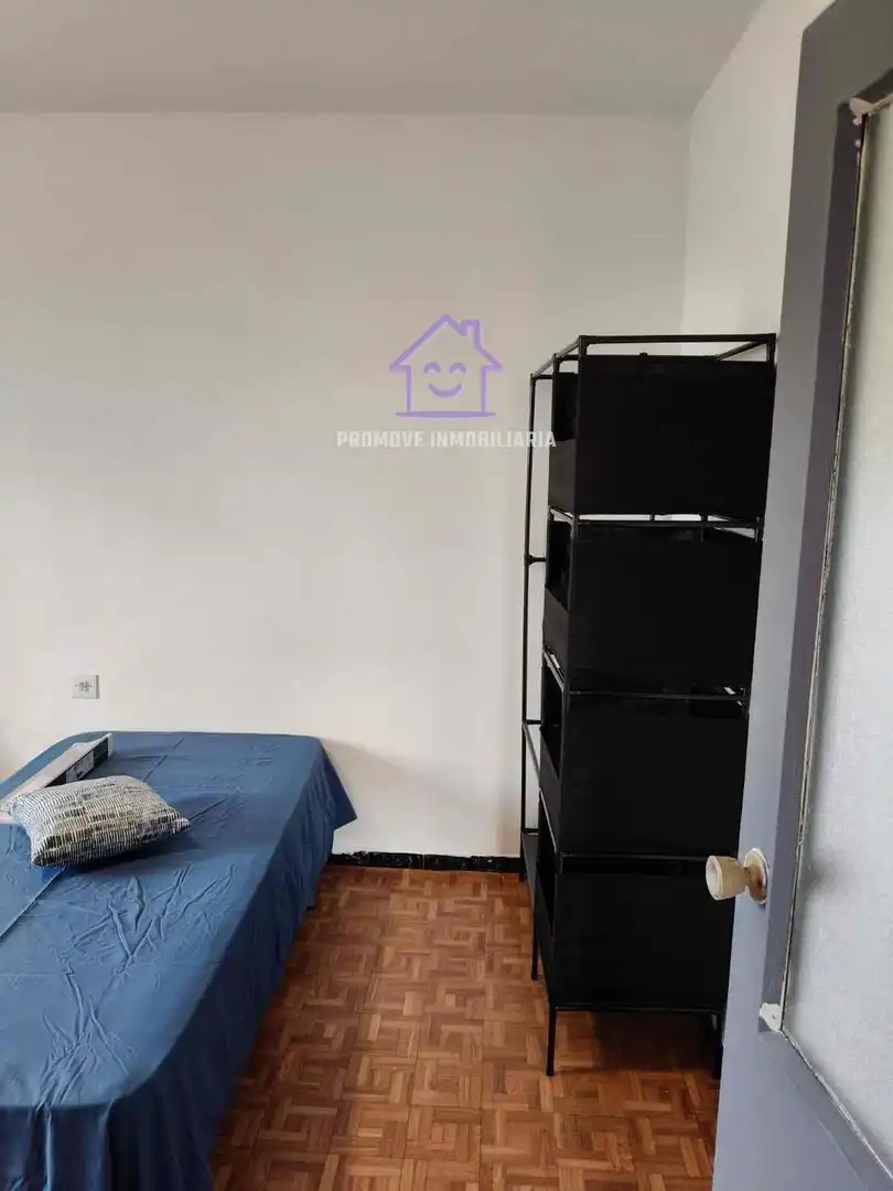 Habitación de Casa o chalet de alquiler en Arteixo con Jardín privado y Amueblado