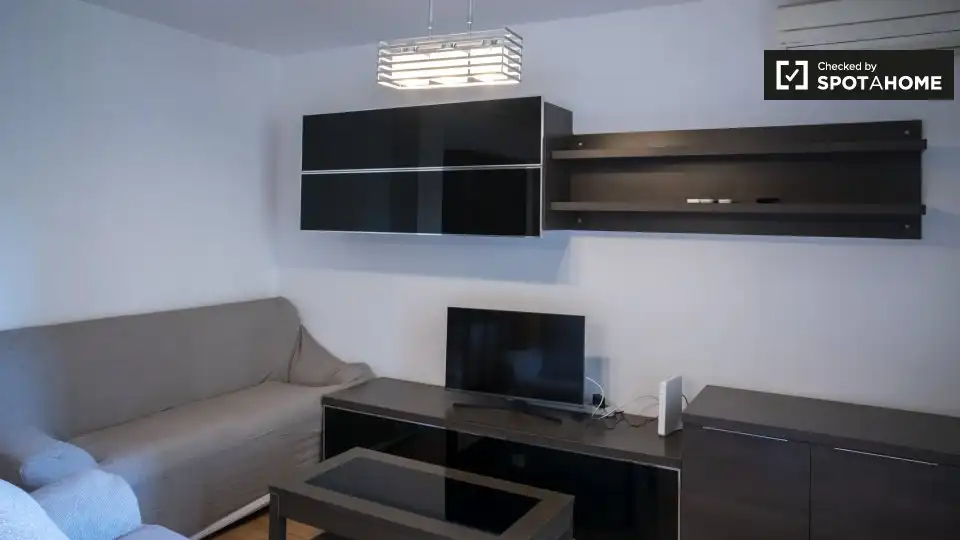 Sala d'estar de Pis de lloguer en Valencia amb Aire condicionat, Calefacció i Moblat