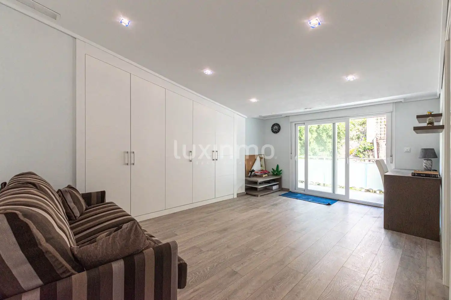 Dachboden zum Verkauf in Altea mit Klimaanlage, Heizung und Privatgarten