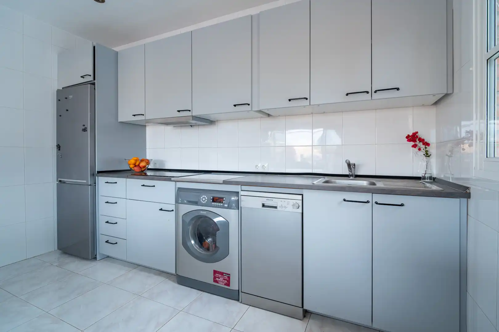 Kitchen of Houses for sale in Málaga  with Air Conditioner, Heating and Private garden