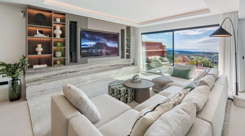 Dúplex con terraza privada, piscina tipo plunge y vistas panorámicas a la montaña, al golf y al mar en Monte Halcones, imagen 2