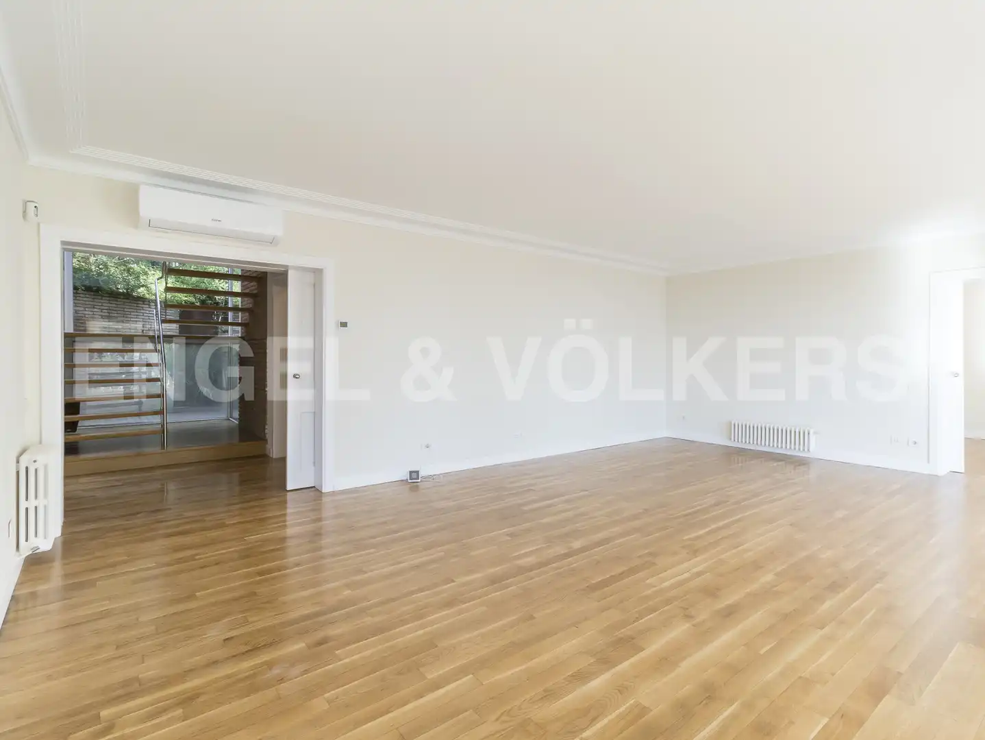 Living room of Houses for rent in Barcelona  with Air Conditioner, Heating and Private garden