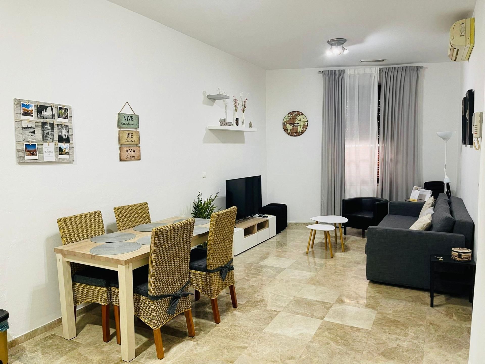 Living room of Flat for sale in  Sevilla Capital