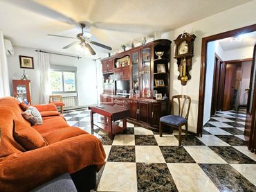 Appartement à vendre à Reyes