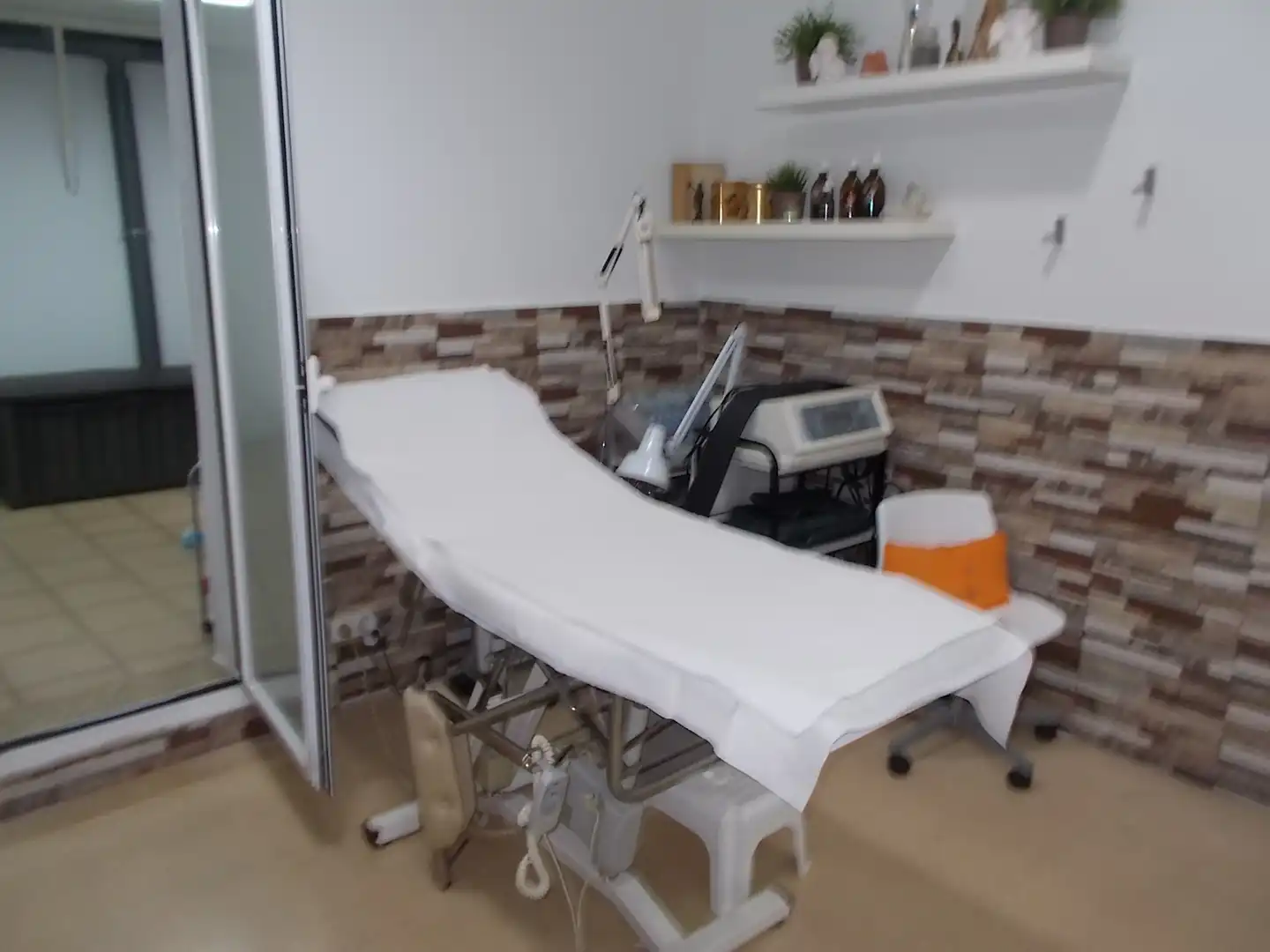 Business premises for transfer in Carrer de Sant Antoni Maria Claret, imagen 3
