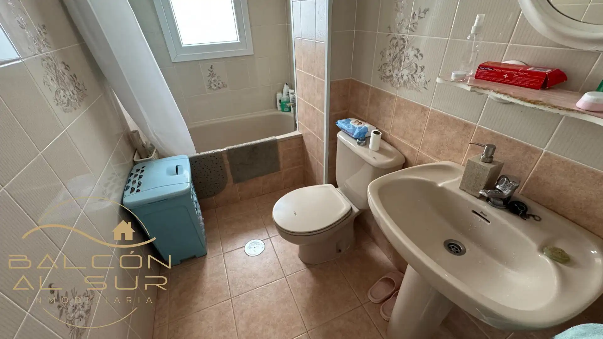 Baño de Piso en venta en Rota con Terraza