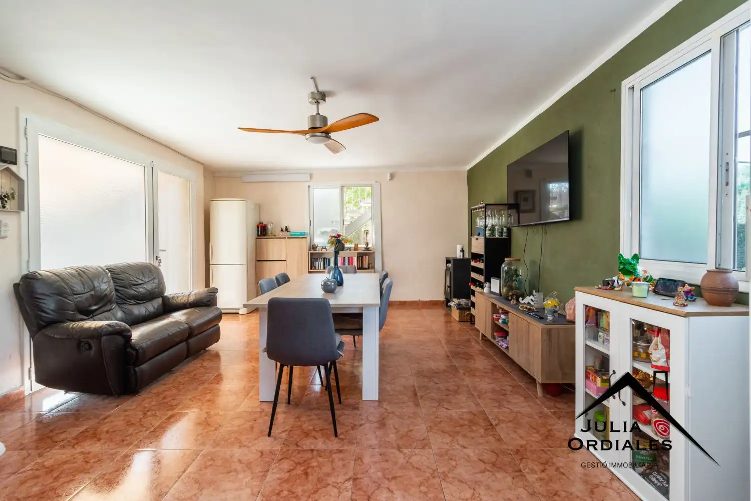 Sala de estar de Casa o chalet en venta en Piera con Aire acondicionado, Calefacción y Jardín privado