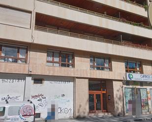 Vista exterior de Pis en venda en Torrelavega  amb Terrassa i Balcó