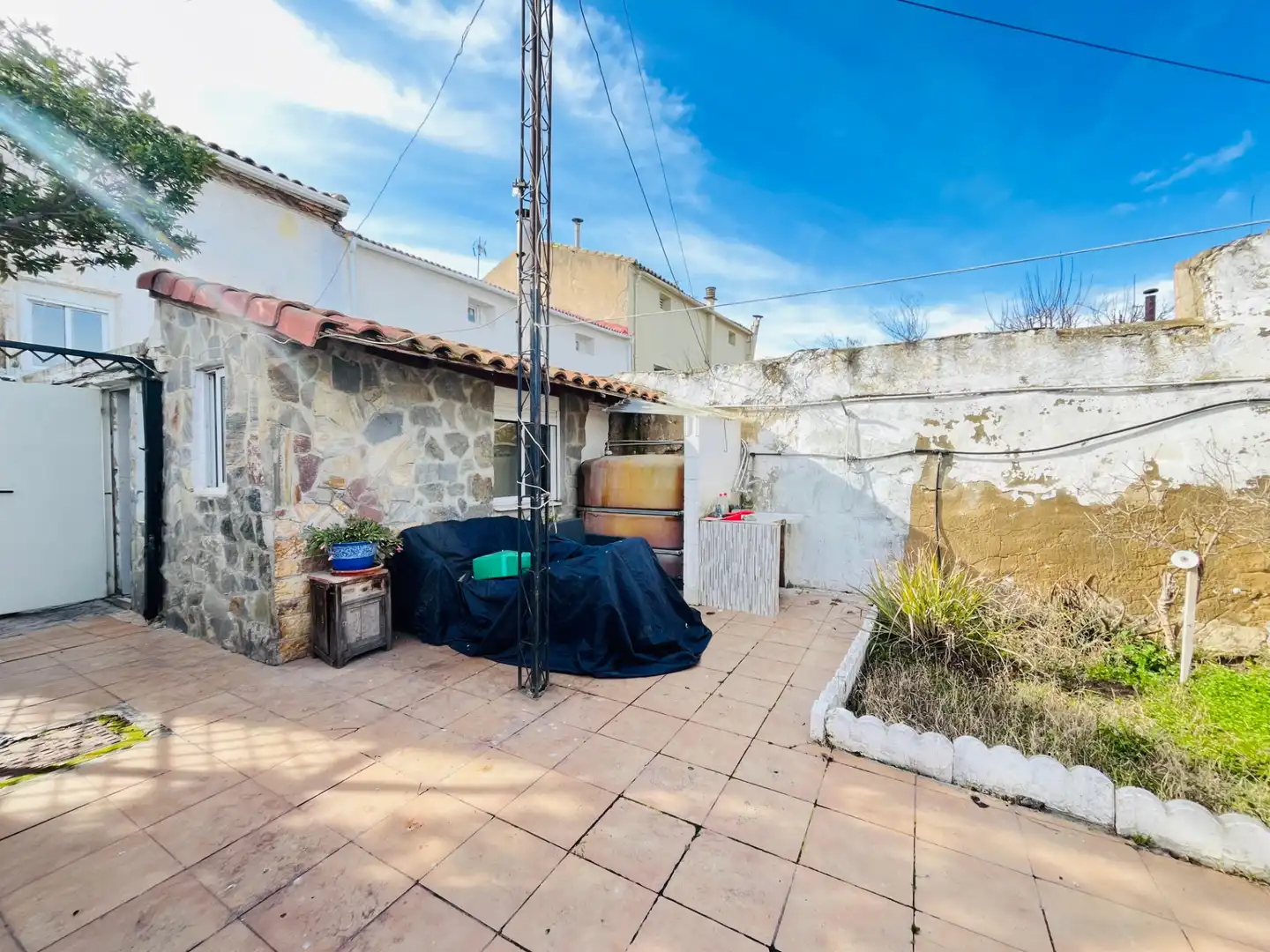 Vista exterior de Casa o chalet en venta en Nuez de Ebro con Aire acondicionado, Calefacción y Jardín privado
