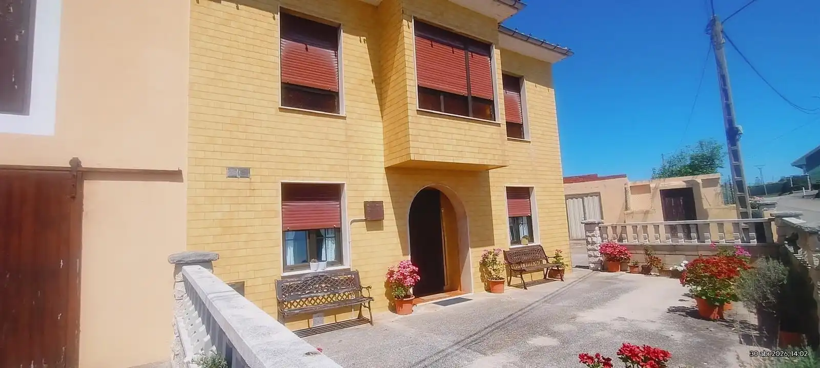 Außenansicht von Country house zum Verkauf in Miengo mit Heizung, Privatgarten und Terrasse