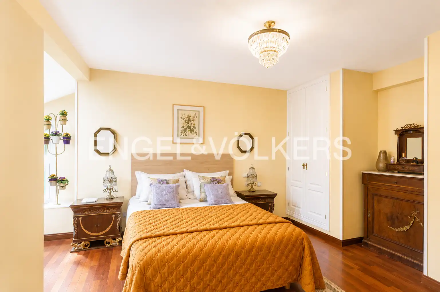 Bedroom of Houses for sale in Majadahonda  with Air Conditioner, Heating and Private garden