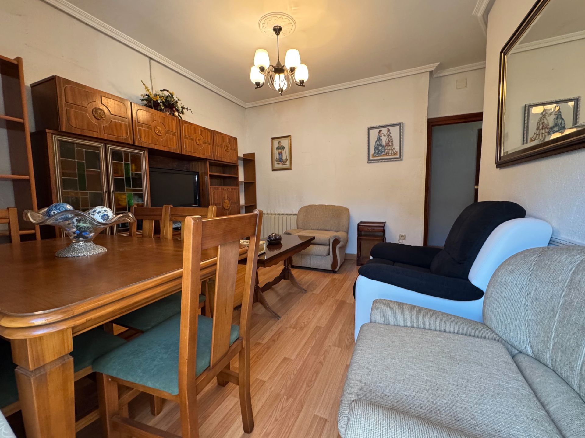 Living room of Flat for sale in El Escorial  with Heating