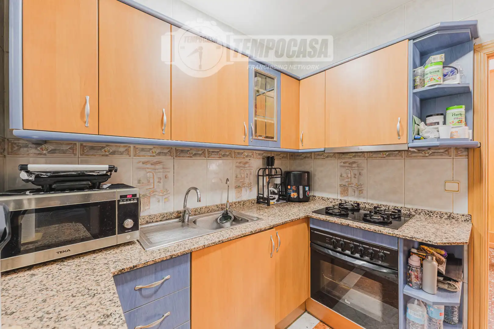 Kitchen of Flat for sale in Barcelona  with Air Conditioner, Heating and Balcony