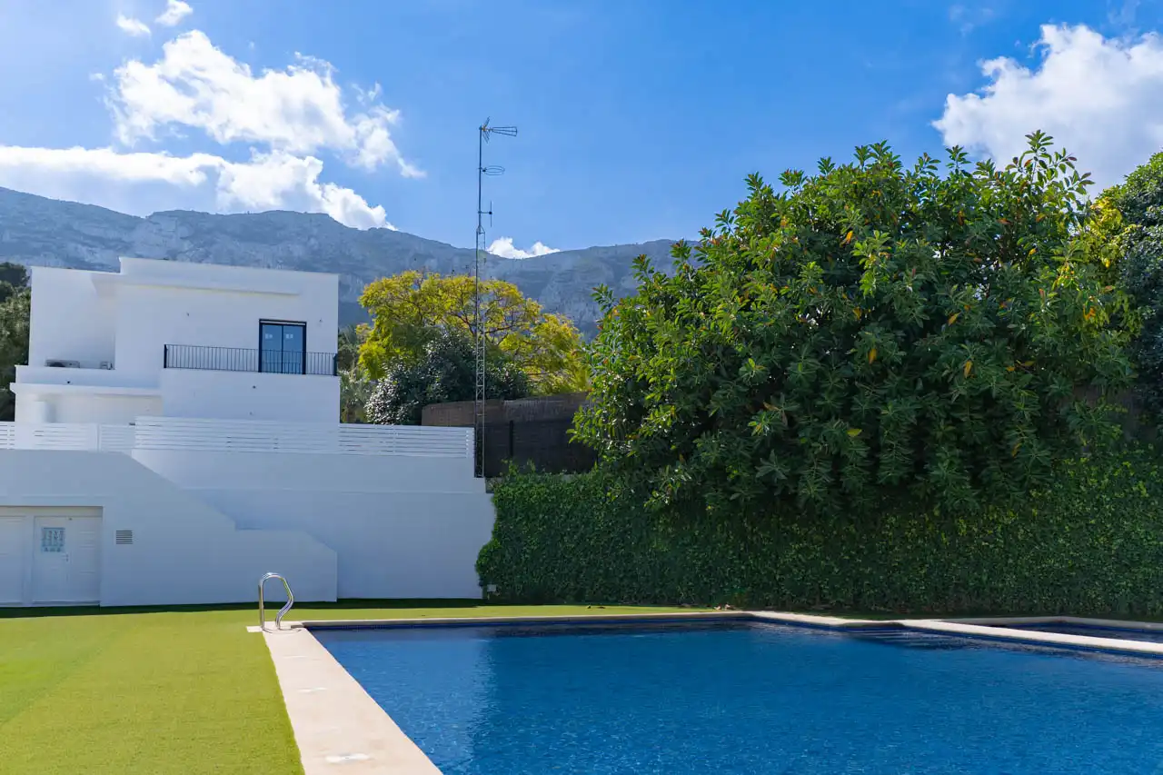Villa avec piscine à vendre à El Montgó
