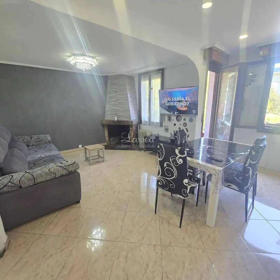 Piso con terraza en venta en Amorebieta-Etxano