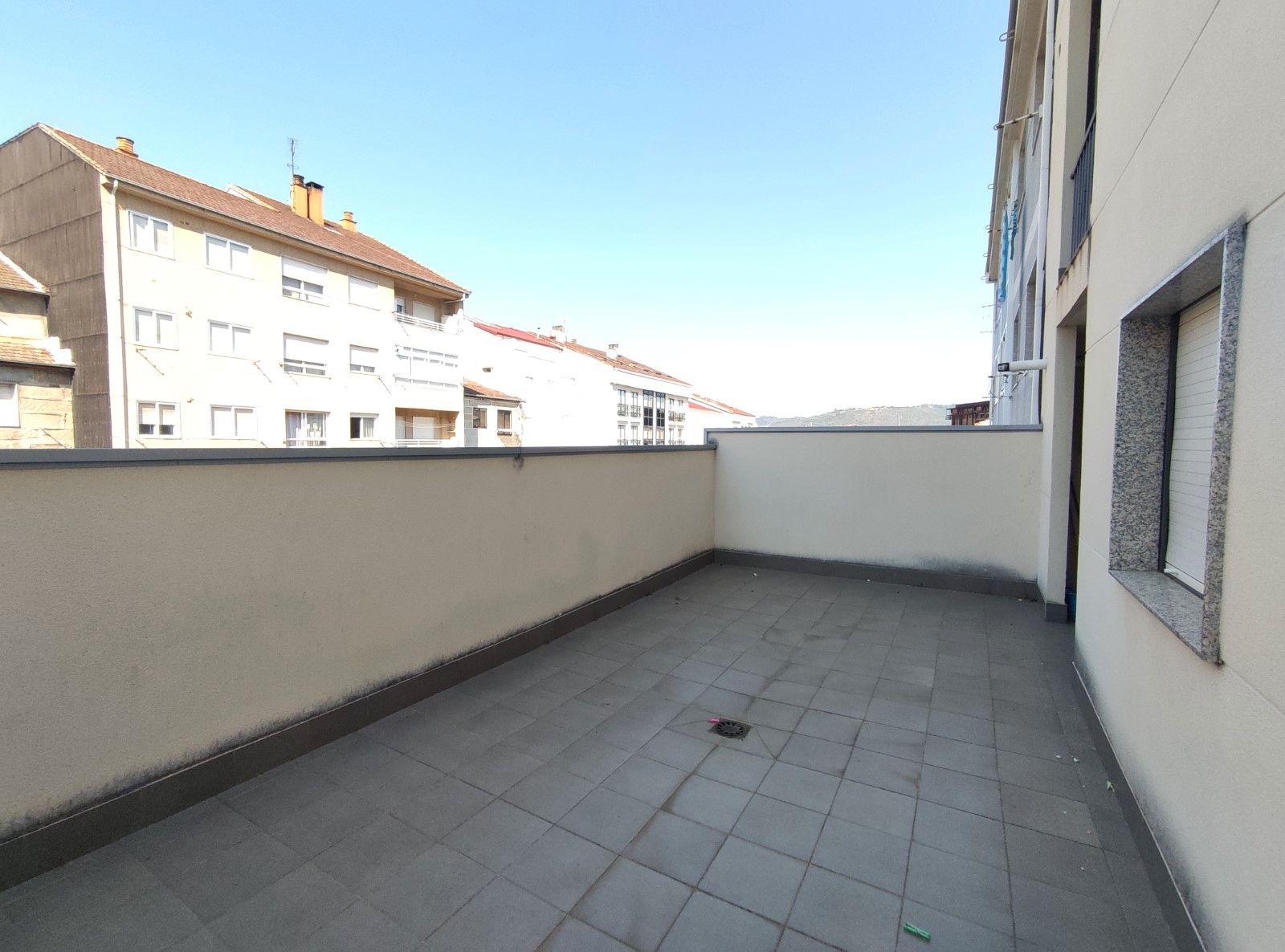 Flat to rent in Rúa Benito Vicetto, Universidad
