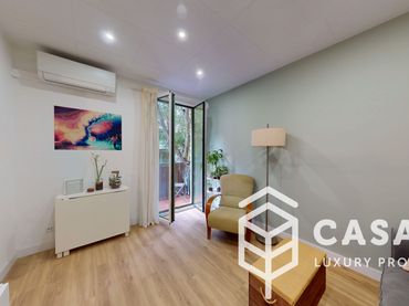 Appartamento con balcone in vendita a Calle de Provença