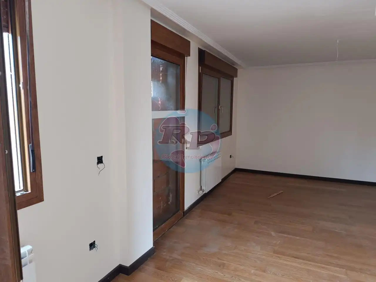 Casa o chalet en venta en Sariegos con Calefacción, Jardín privado y Parquet
