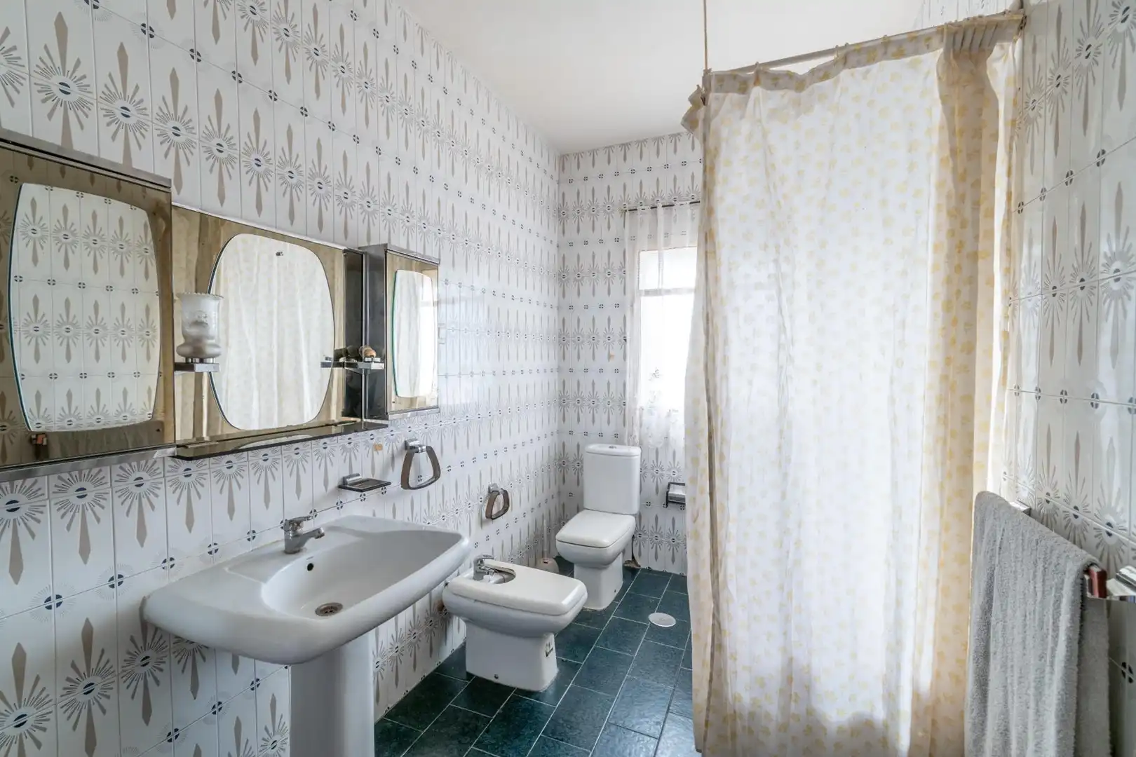 Baño de Casa o chalet en venta en Vegas del Genil con Calefacción, Jardín privado y Terraza