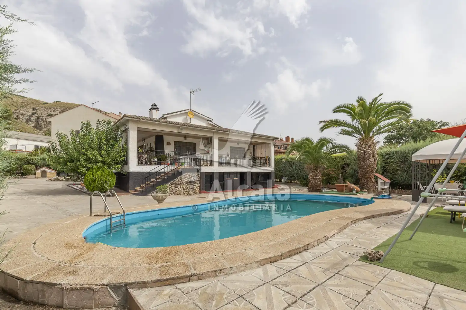 Vista exterior de Casa o chalet en venta en Tielmes con Aire acondicionado, Calefacción y Jardín privado